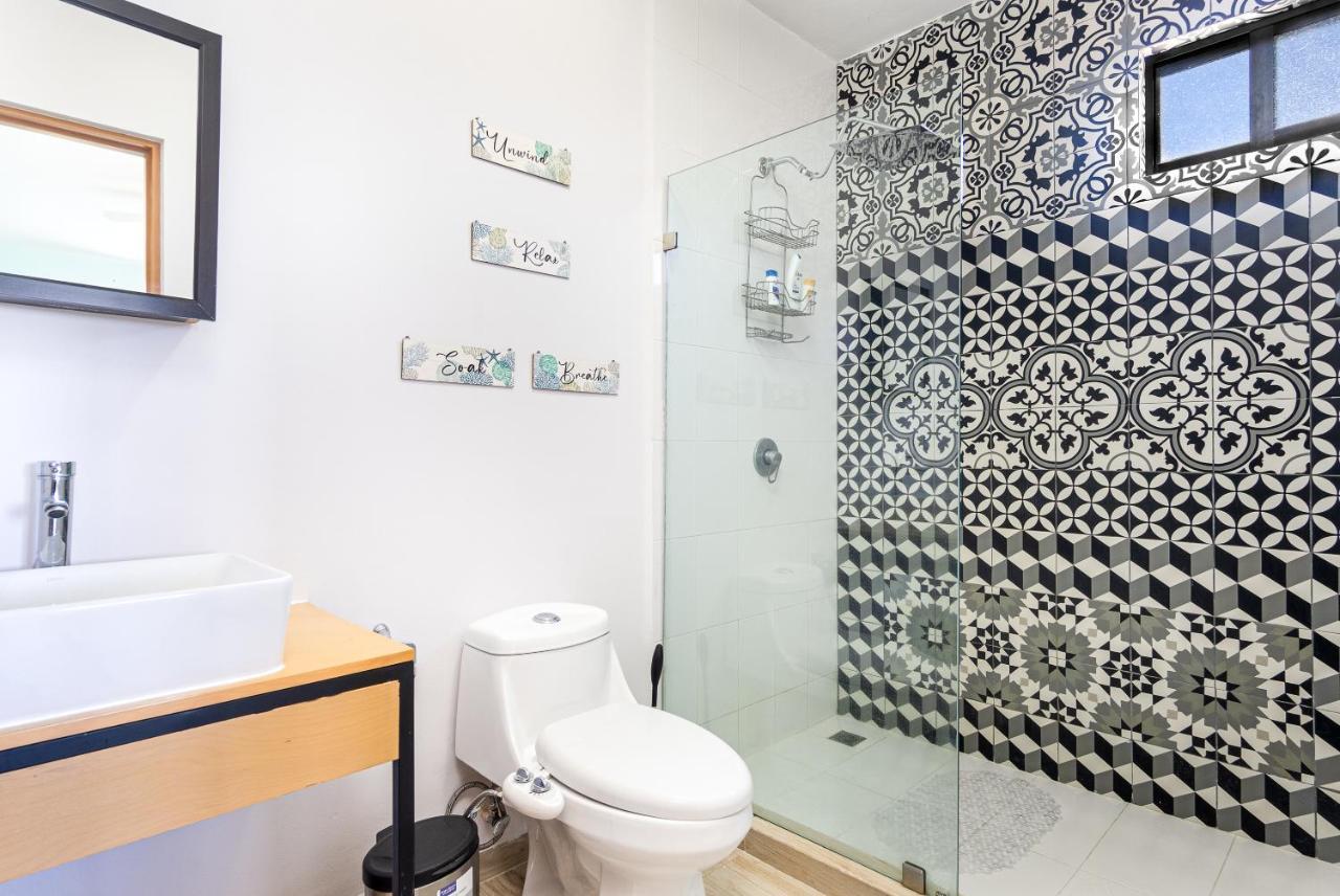 Stunning 2 Bedroom, 2 Bathroom Condo Just A 5 Minute Drive To The Beach Кабо Сан Лукас Екстериор снимка